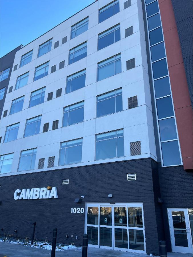 Cambria Hotel Minneapolis Downtown Exterior photo