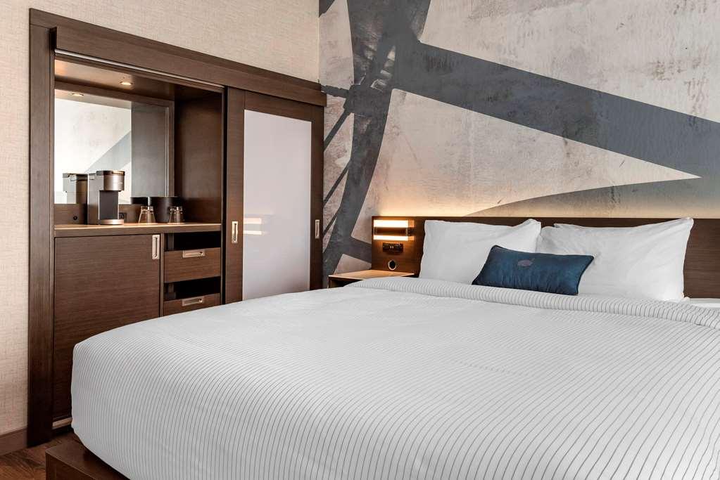 Cambria Hotel Minneapolis Downtown Room photo